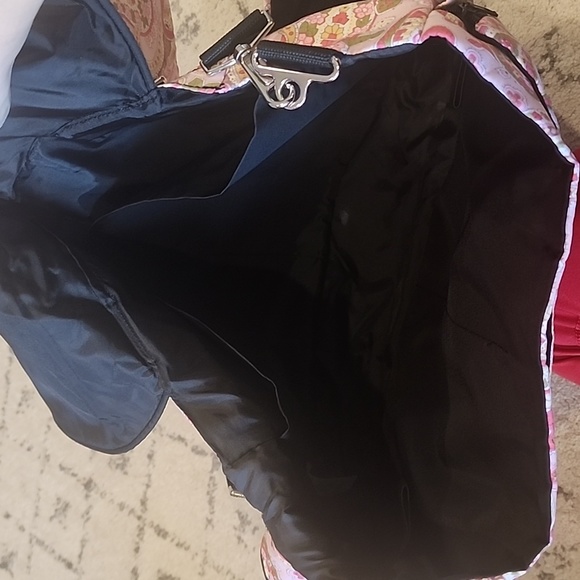 Bumble Bags - Picture 4 of 4